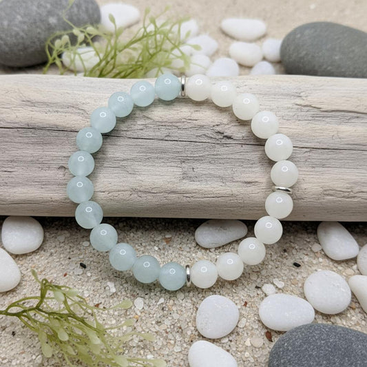 Divergence of Aquamarine and White Jade